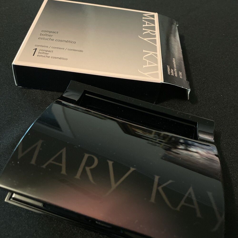 Mary Kay Compact Butler #017362 - New In Box Original Packaging -